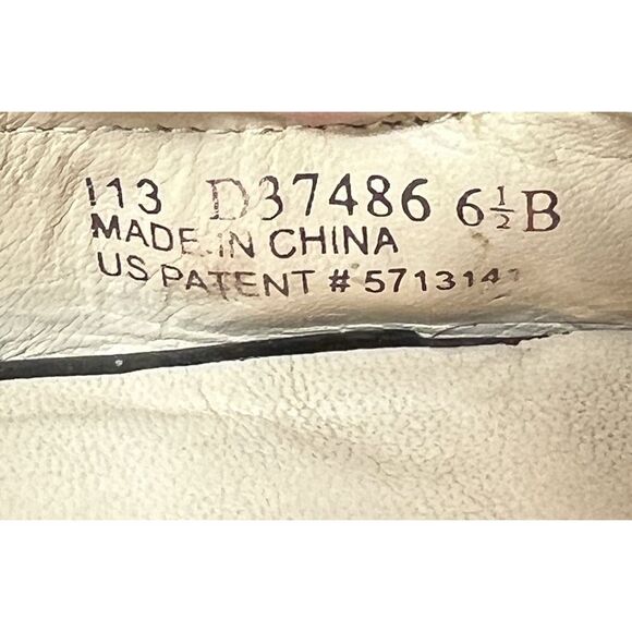 Cole Haan Air Womens 6.5 B Wedge Heel Slip On Pump Black Patent Leather Peep Toe - Picture 11 of 11